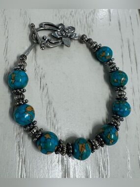 Turquoise Beaded Toggle Bracelet - Women Jewelry